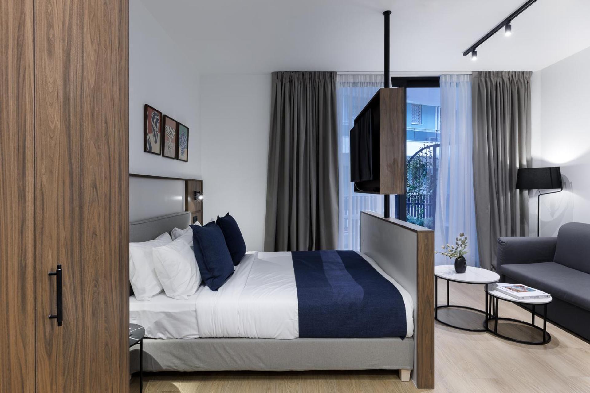 More By Zoia Living Афины Экстерьер фото