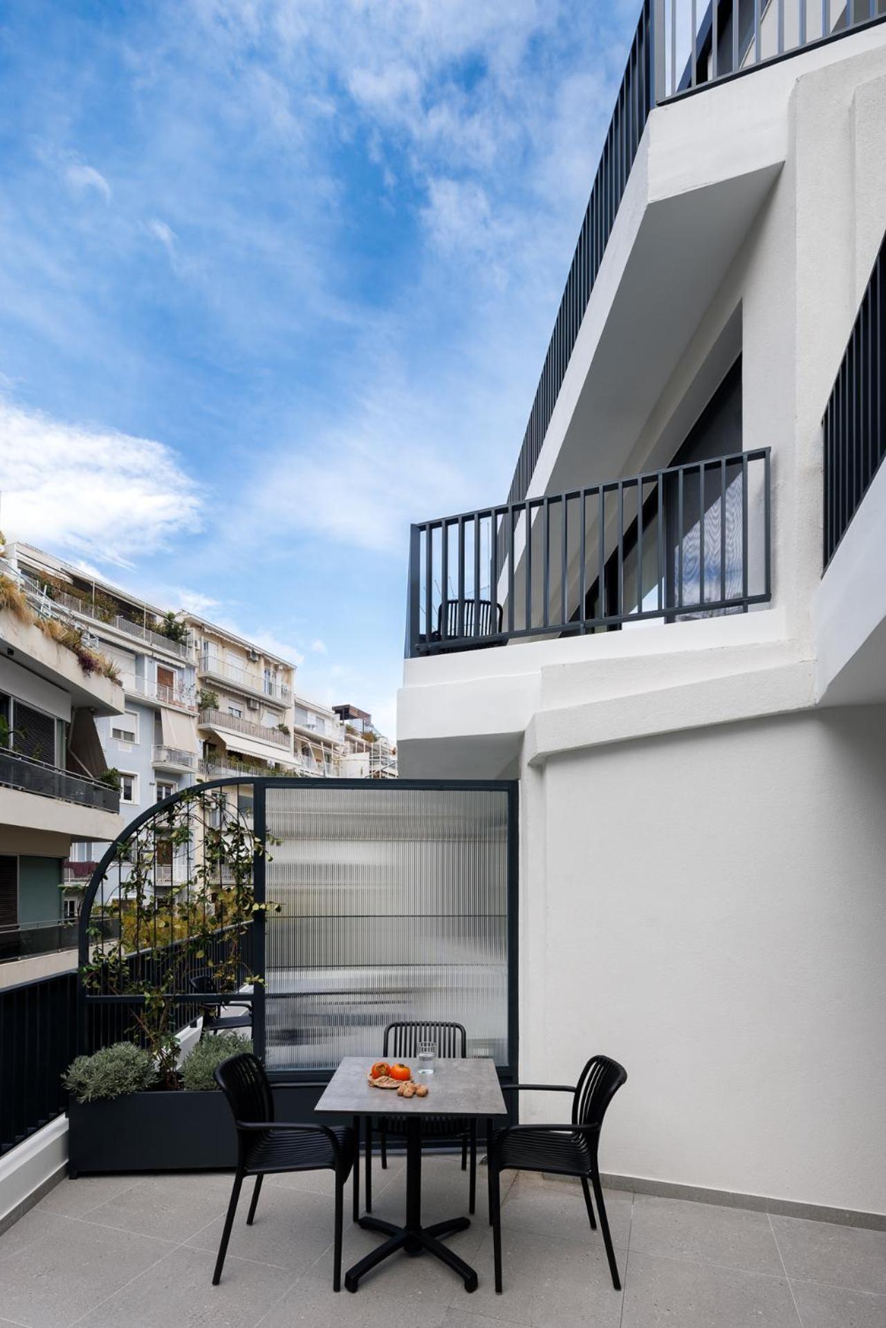 More By Zoia Living Афины Экстерьер фото